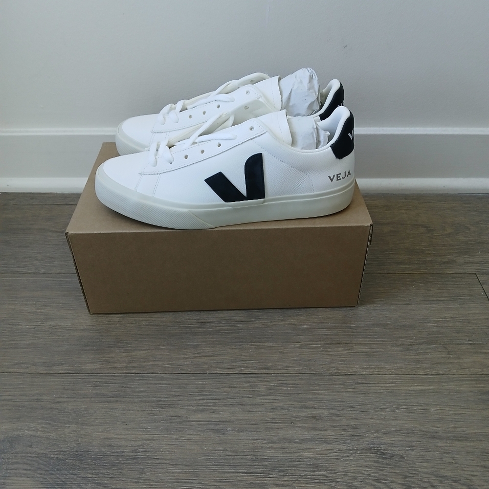 Veja Campo Leather Sneakers - Picture 8 of 11